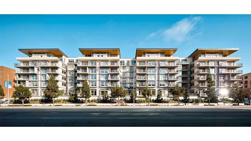 A large building with many windows.