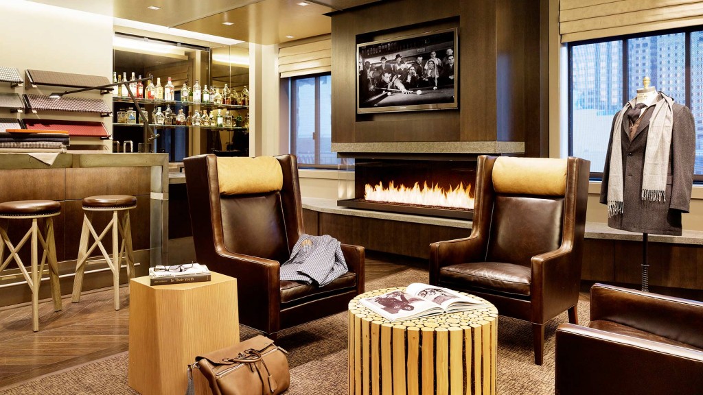 A living room with leather furniture.