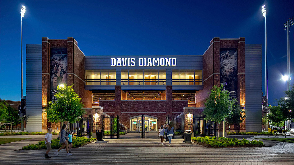 A building with a sign on it.