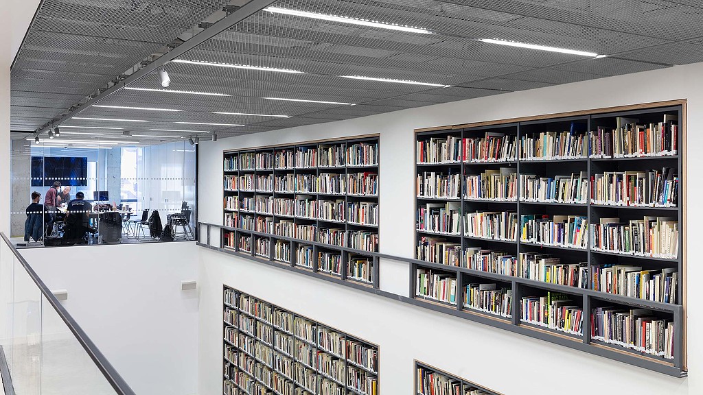 A library with shelves of books.