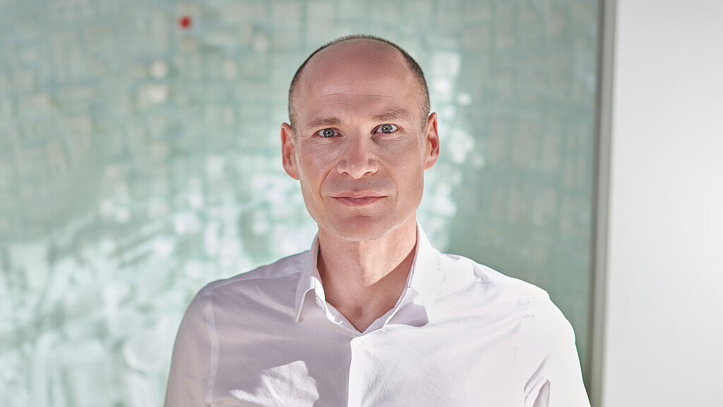 Olivier Sommerhalder headshot