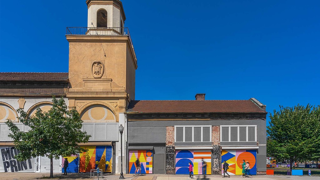 A building with a clock tower.
