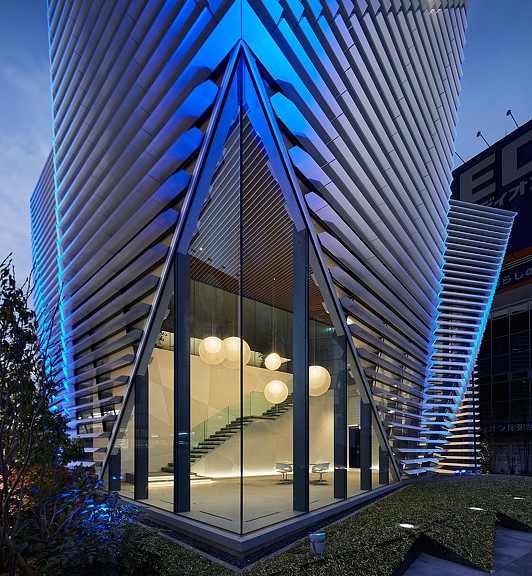 A building with glass walls.