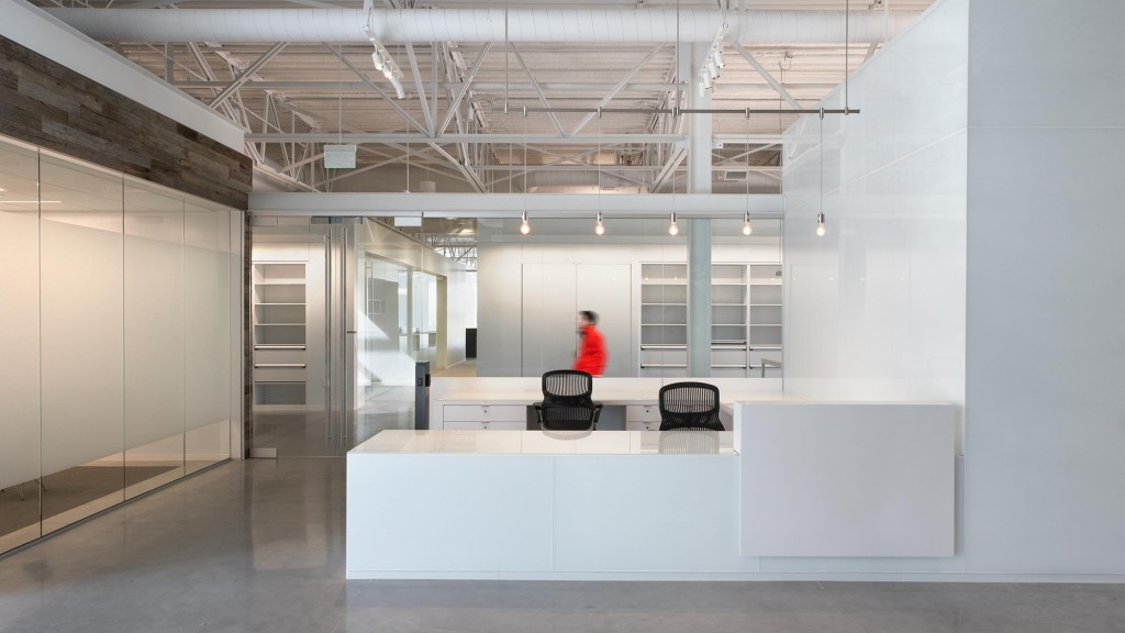 A person standing in a room.