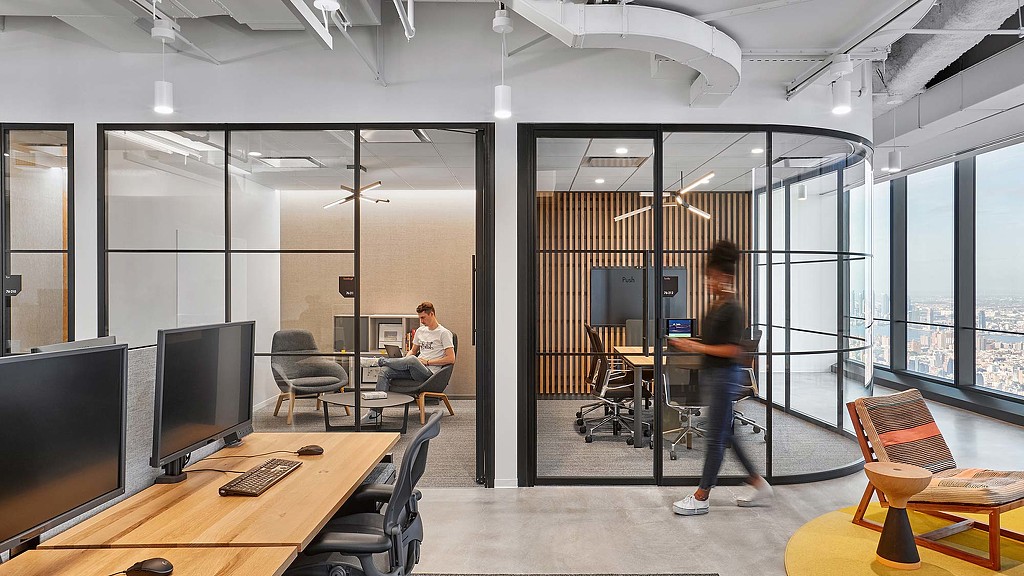 HRT open workplace and conference rooms