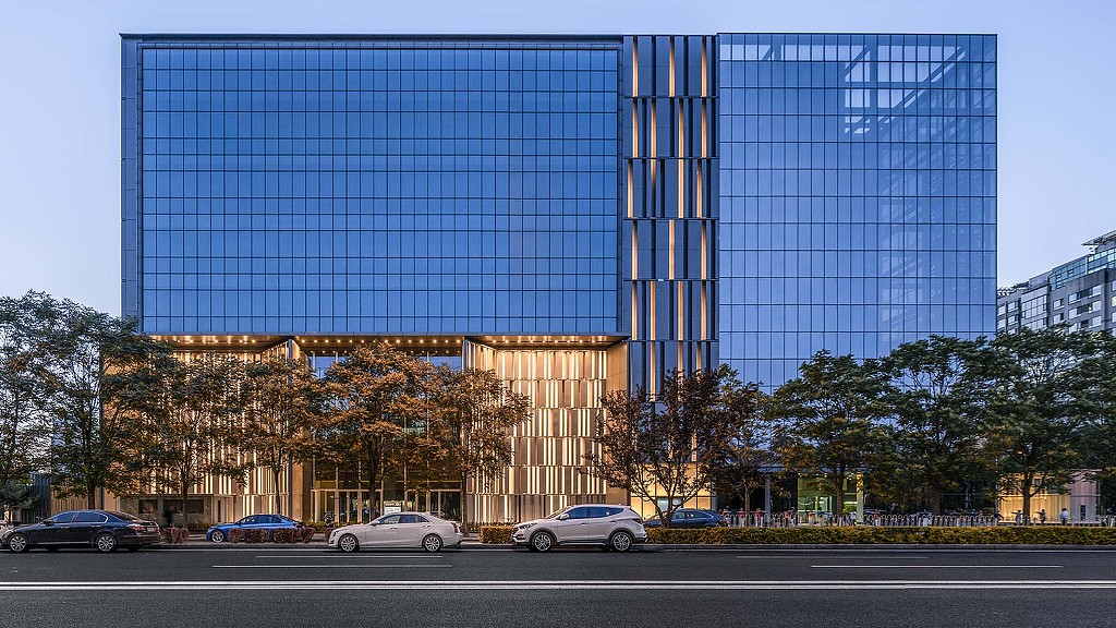 A building with glass walls.