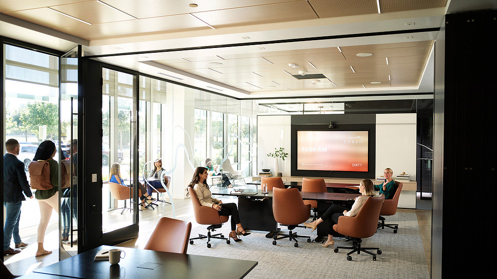 DIRTT Dallas showroom meeting room