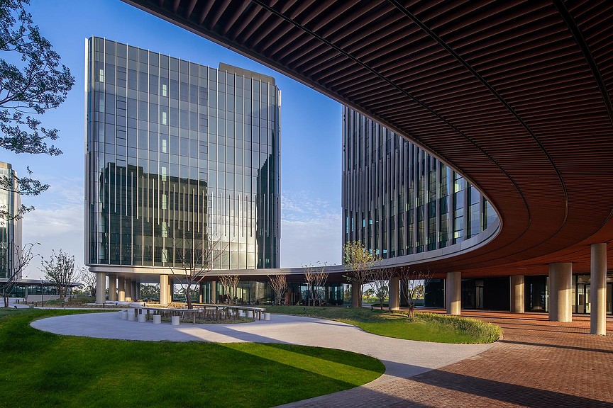 A building with glass windows.