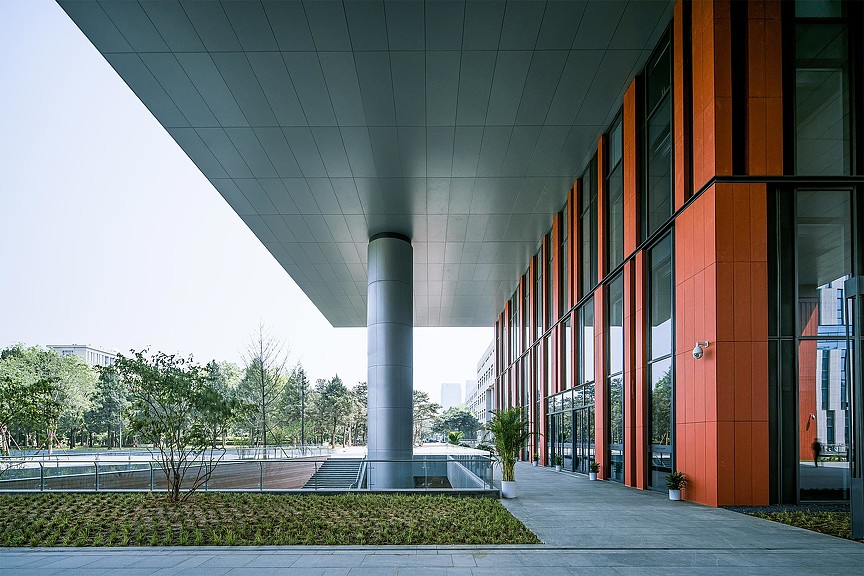 Tsinghua University School of Economics & Management campus building