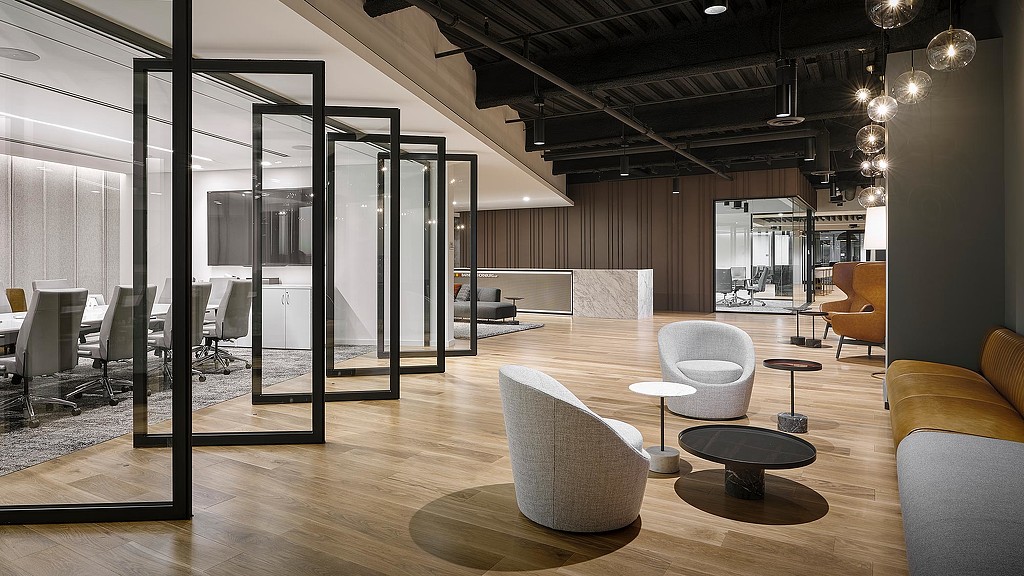 Barnes & Thornburg San Diego conference room with glass doors