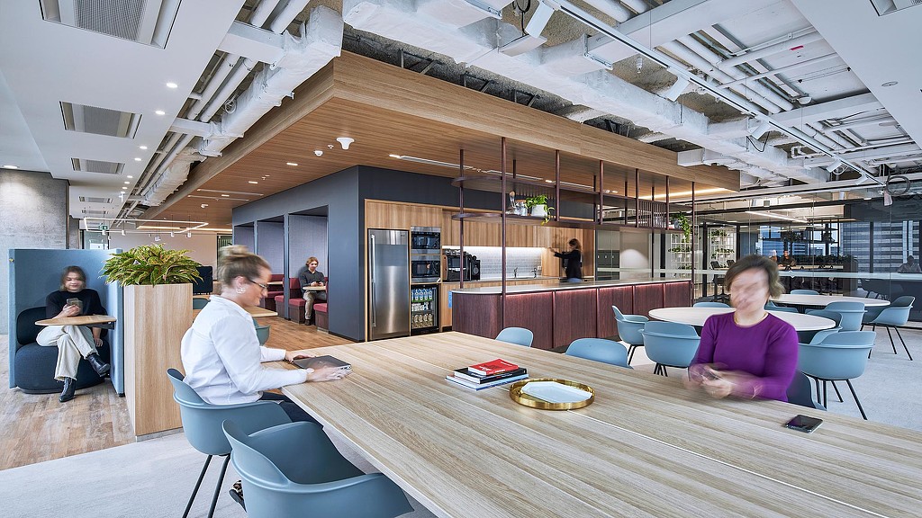 Global insurer headquarters cafe space