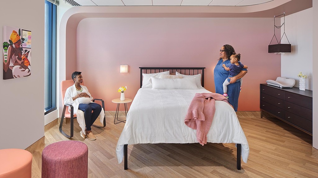 Community of Hope Family Health and Birth Center room.