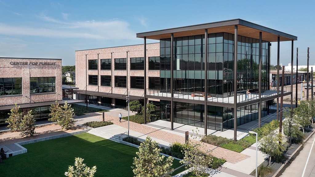 Pursuit office