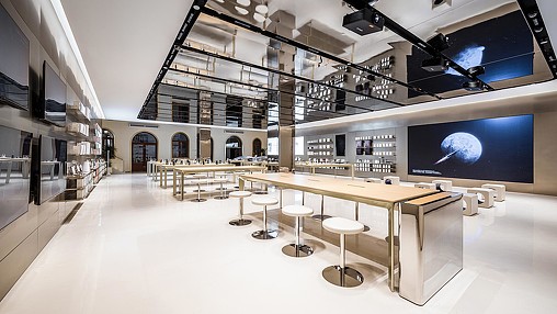 China's Honor Life Store Shows How Retail Design Acts as a Cultural and  Brand Lens