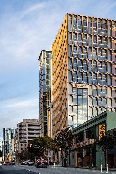 633 Folsom building exterior from street.