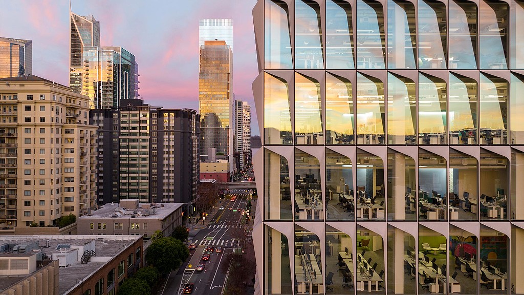 633 Folsom solar shades and San Francisco cityscape.
