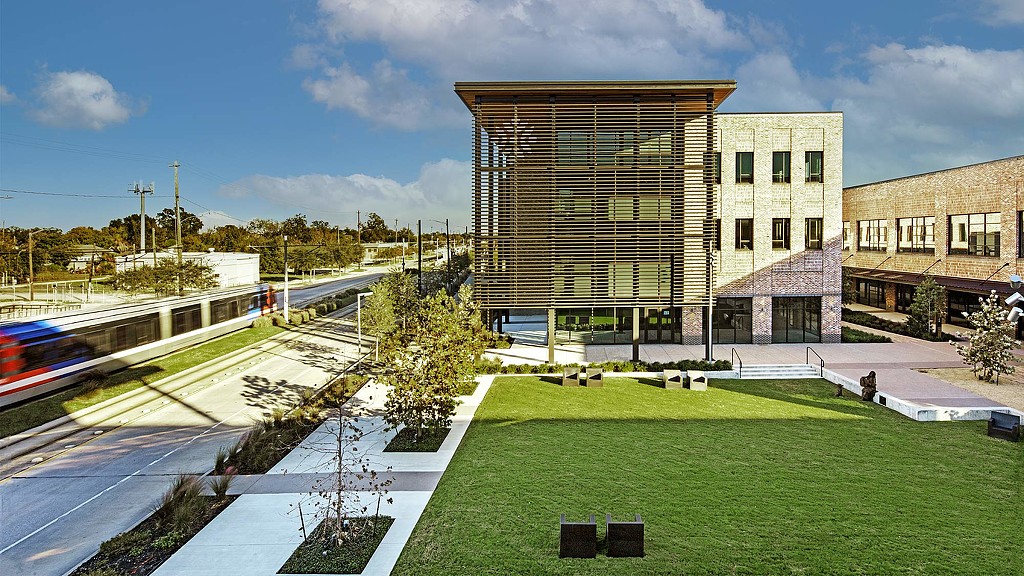The Center for Pursuit building exterior and courtyard