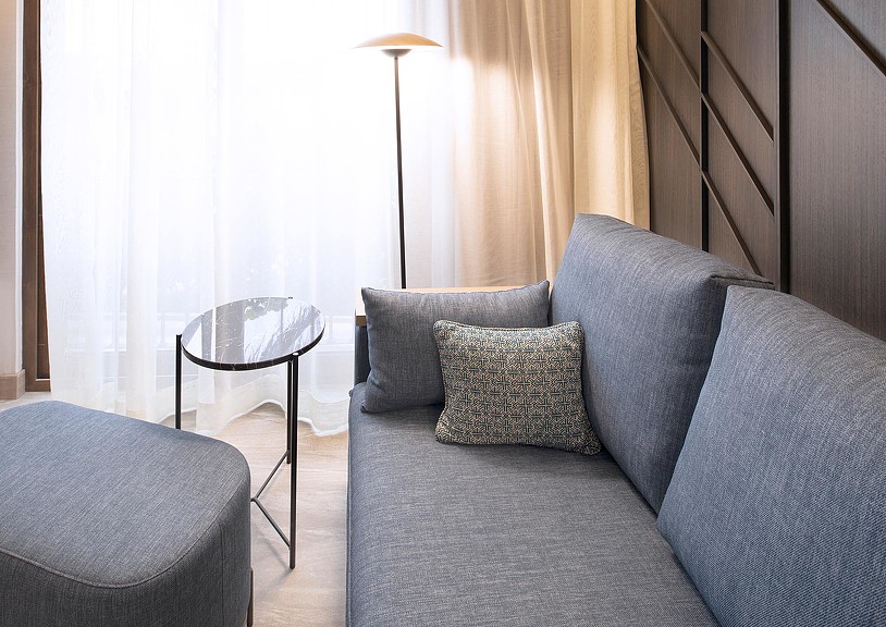 Marriott Courtyard San Jose room seating