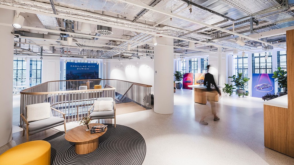 Cadillac City, Zurich exhibit upstairs