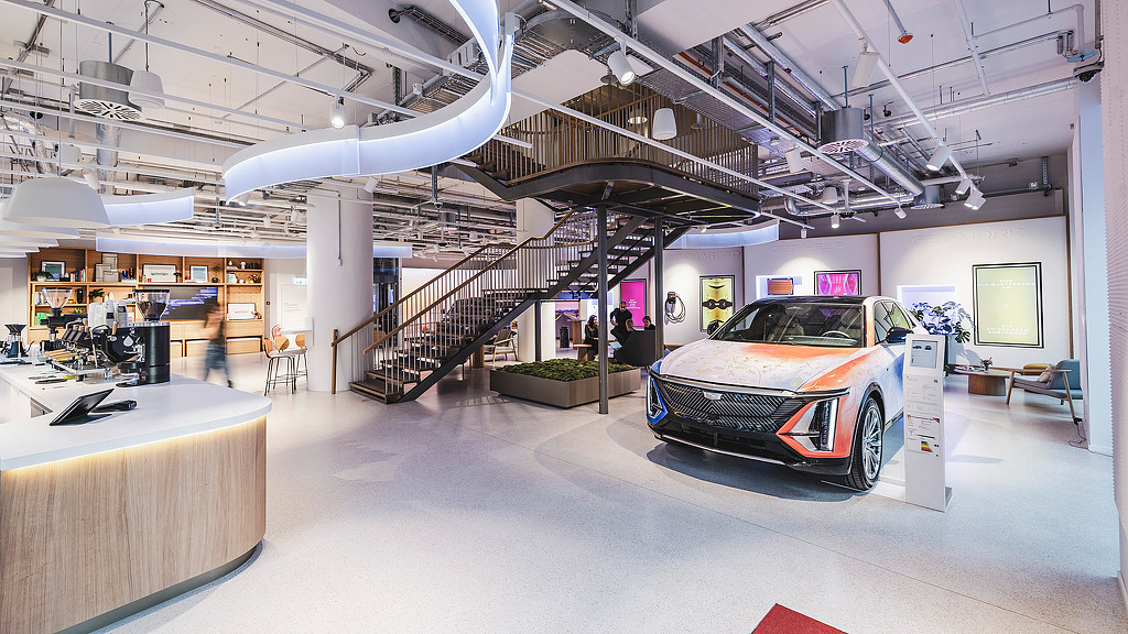 Cadillac City, Zurich display