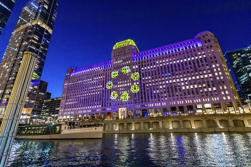 Art on The Mart, Building Light Projects Gensler