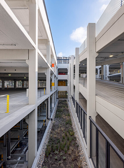 Alta Garage space between structures