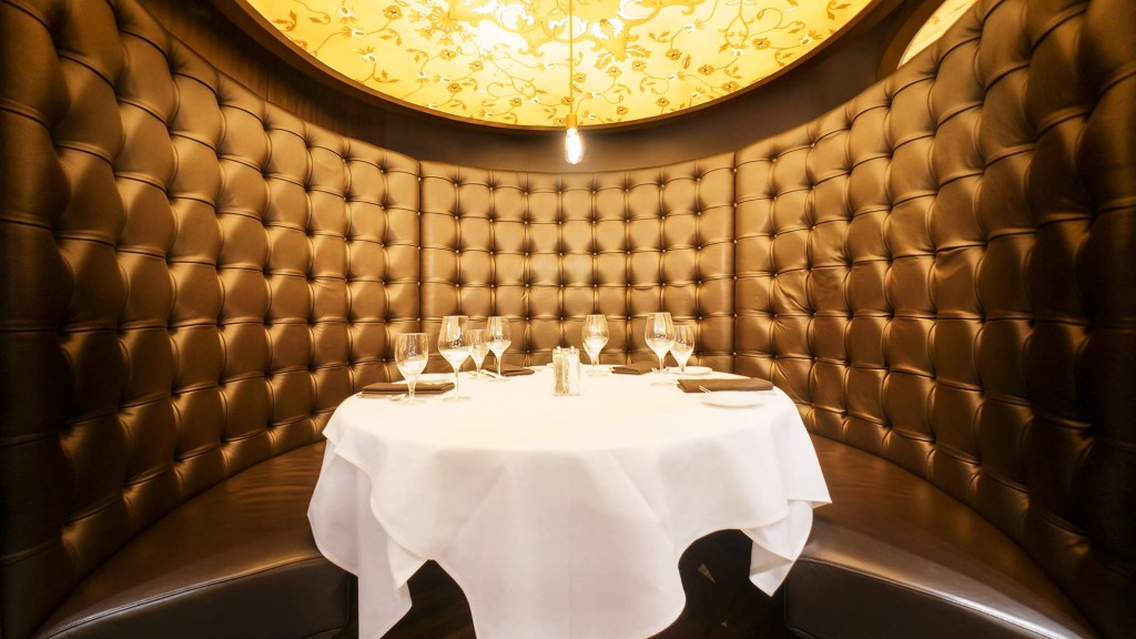 A table with glasses on it.