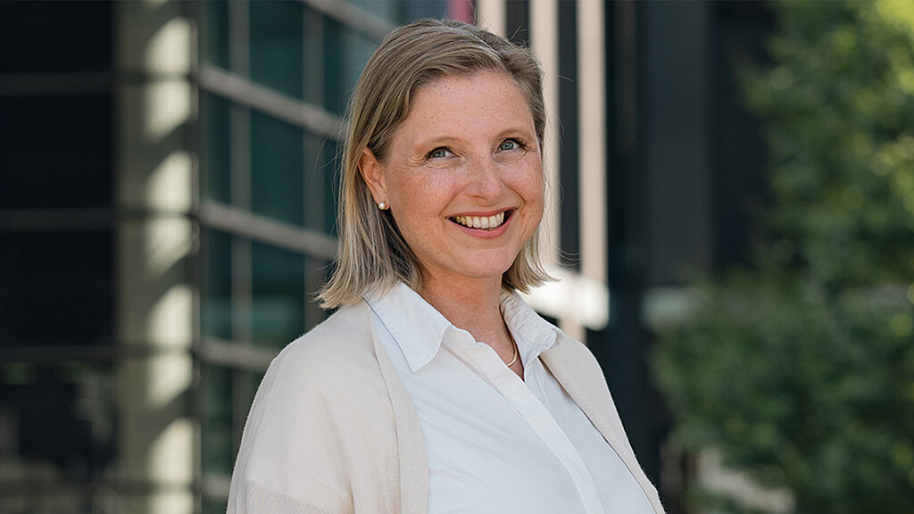 Astrid Eberle headshot