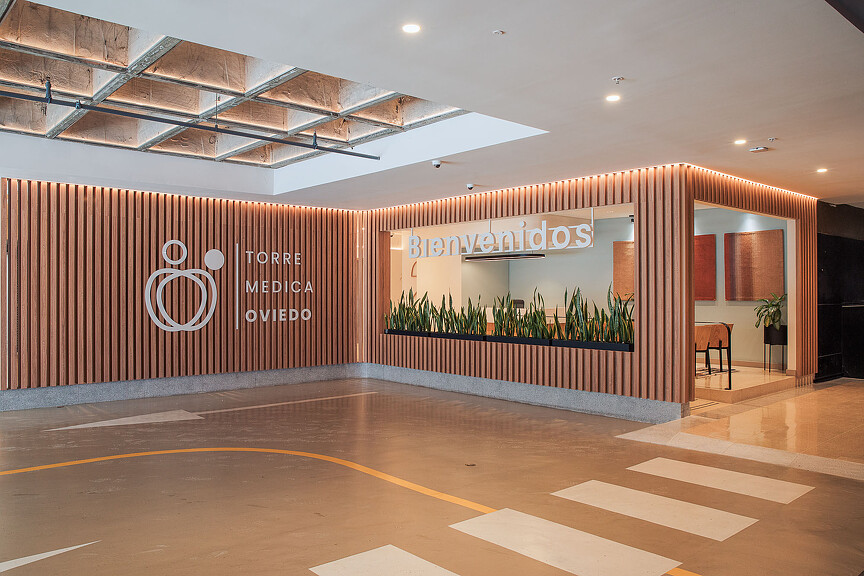 Oviedo Medical Tower drive-up area