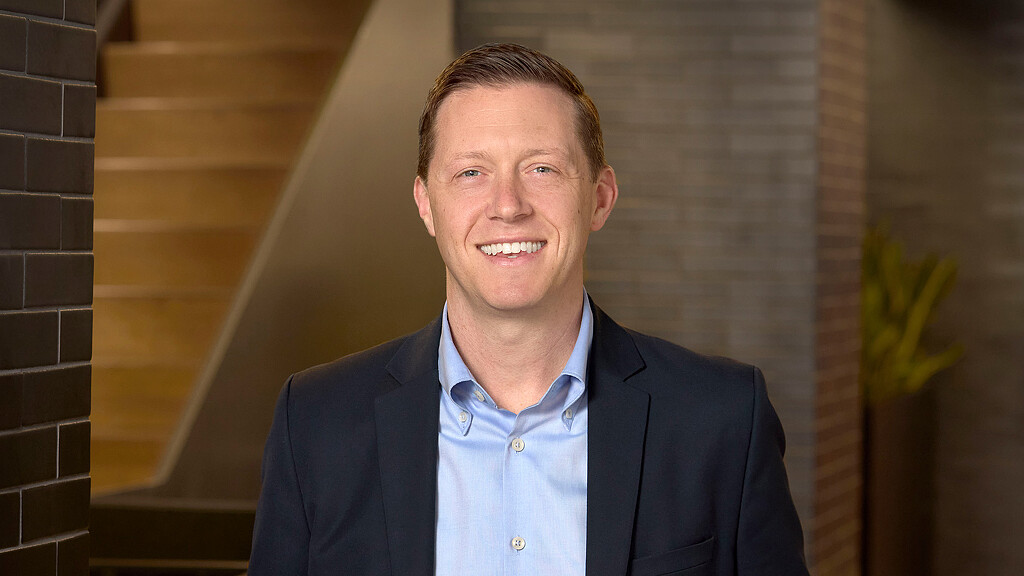 Andrew Stern Headshot