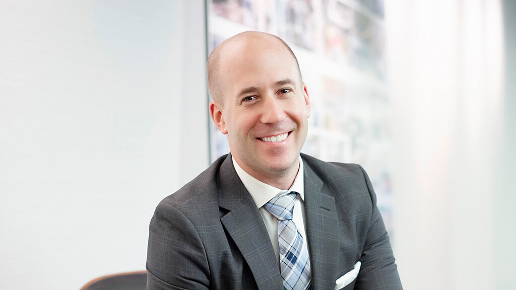 Eric Ginsburg headshot