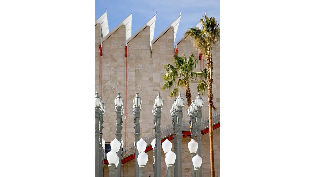 A building with a tall tower.