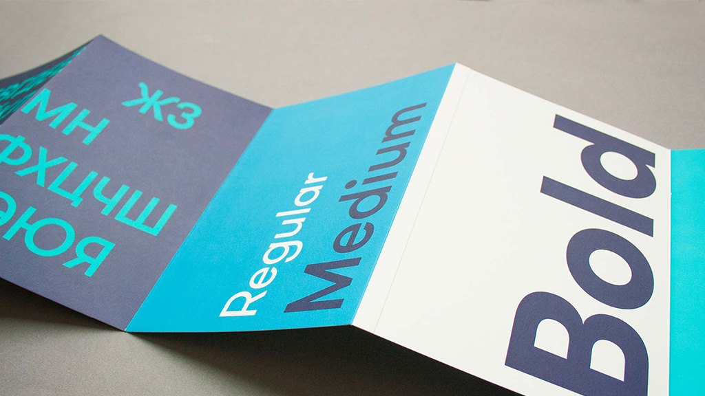 A few blue and white boxes.