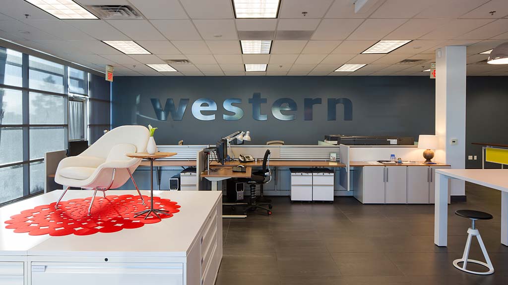 A room with desks and chairs.