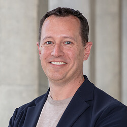 Randy Howder headshot
