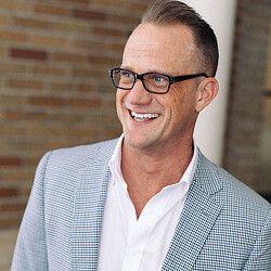 Kris McCann headshot