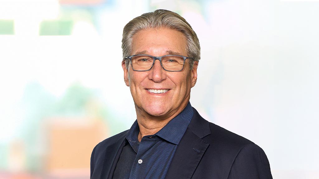 Andy Cohen headshot