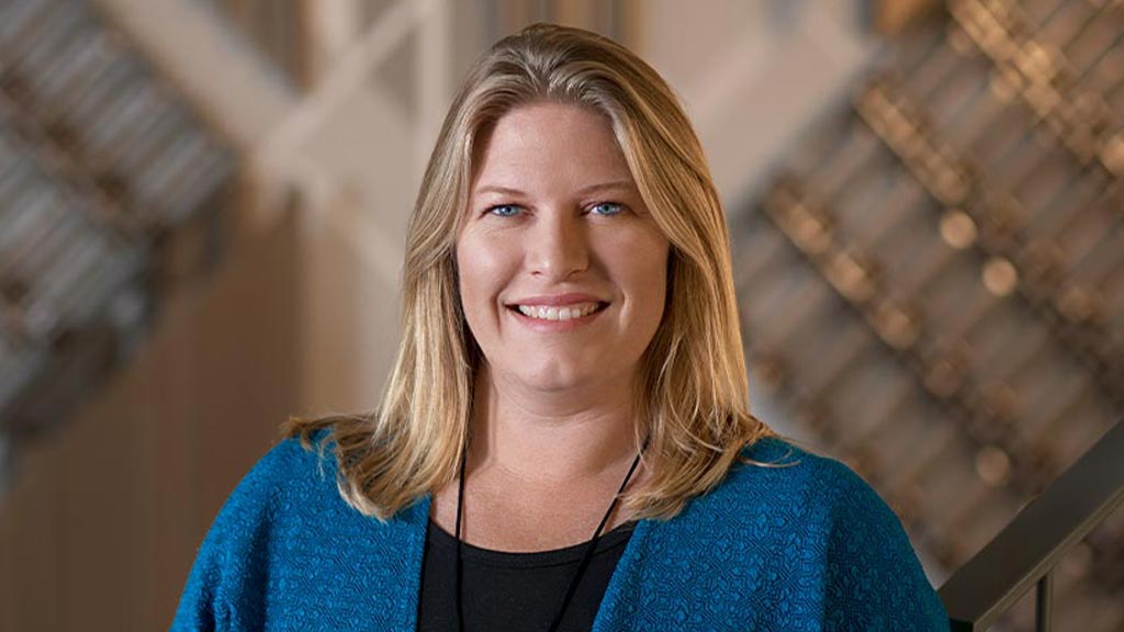 Stacy Cannon headshot
