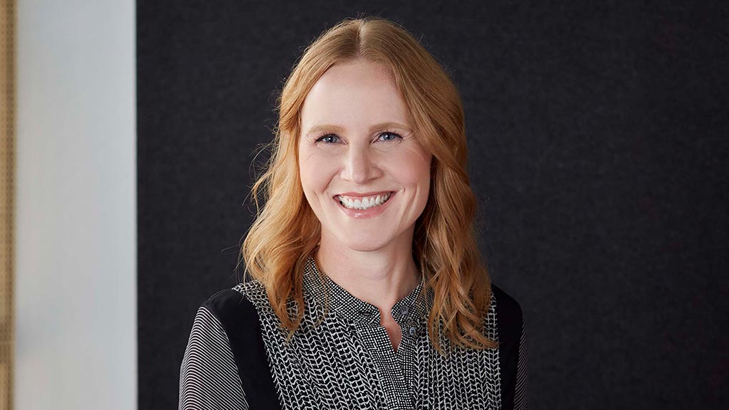 Amanda Carroll headshot