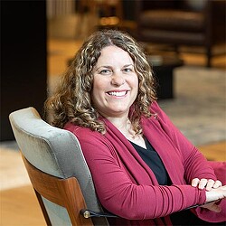 Jennie Arnett headshot