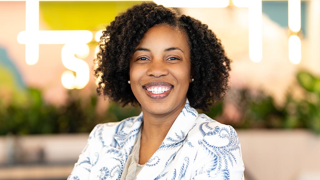 Jennifer Thornton headshot
