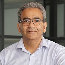 Sanjay Gulati headshot