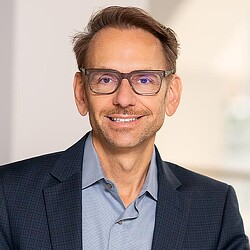 Kenneth Wiesehuegel headshot