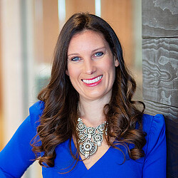 Kim Dresdner headshot