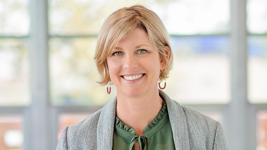Kelly Cathey headshot
