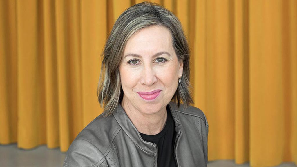 Helen Hopton headshot