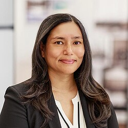 Marisol DeRosa headshot