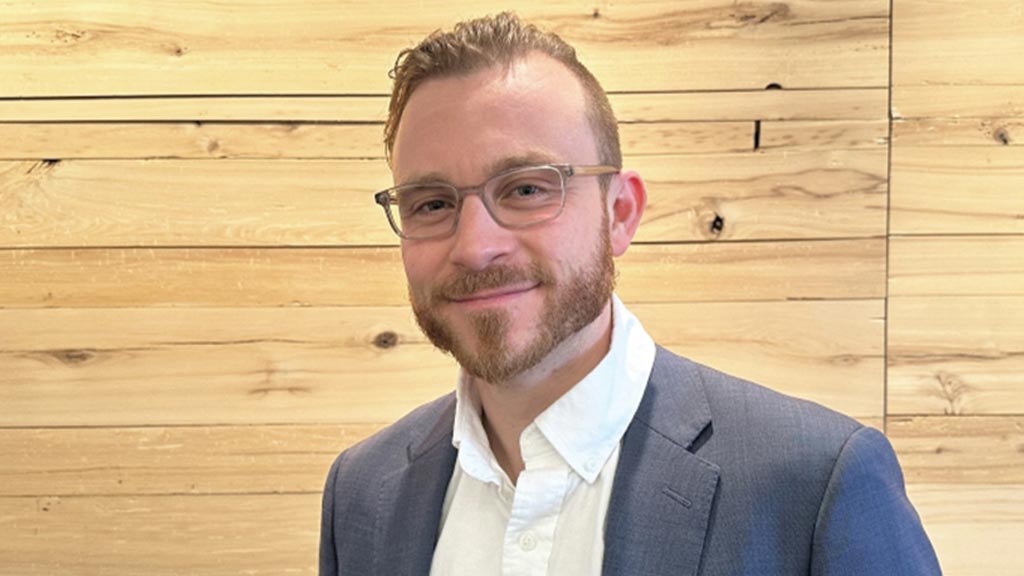 Erik Barth headshot