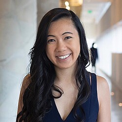 Jo-Yee Pang headshot