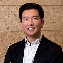 Paul Li headshot